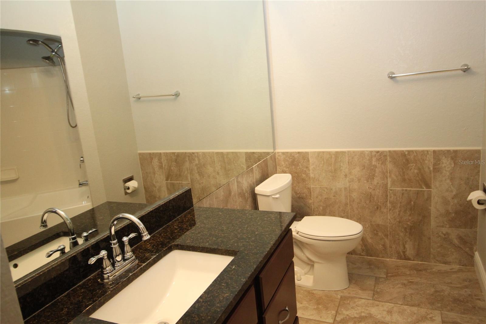 NOTTING HILL A CONDOMINIUM - Residential Lease