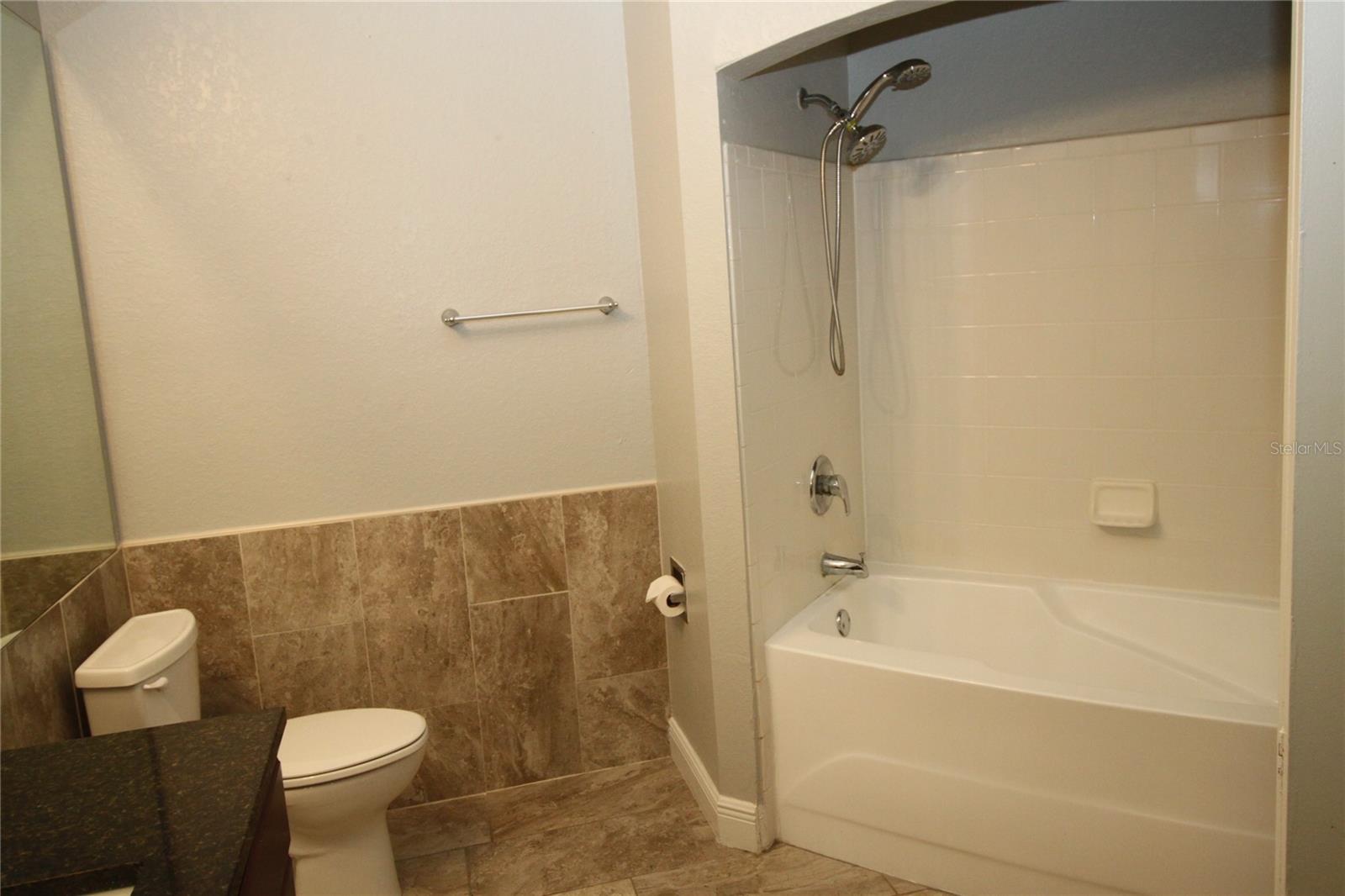 NOTTING HILL A CONDOMINIUM - Residential Lease