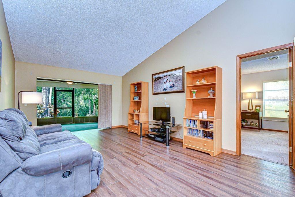 NORTH LAKES SEC F UNIT 2 - Residential