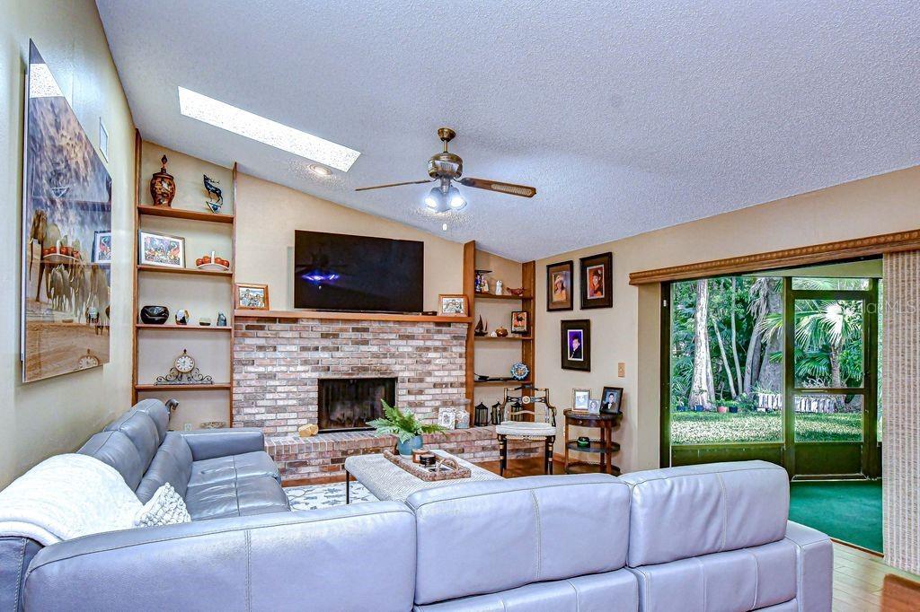 NORTH LAKES SEC F UNIT 2 - Residential