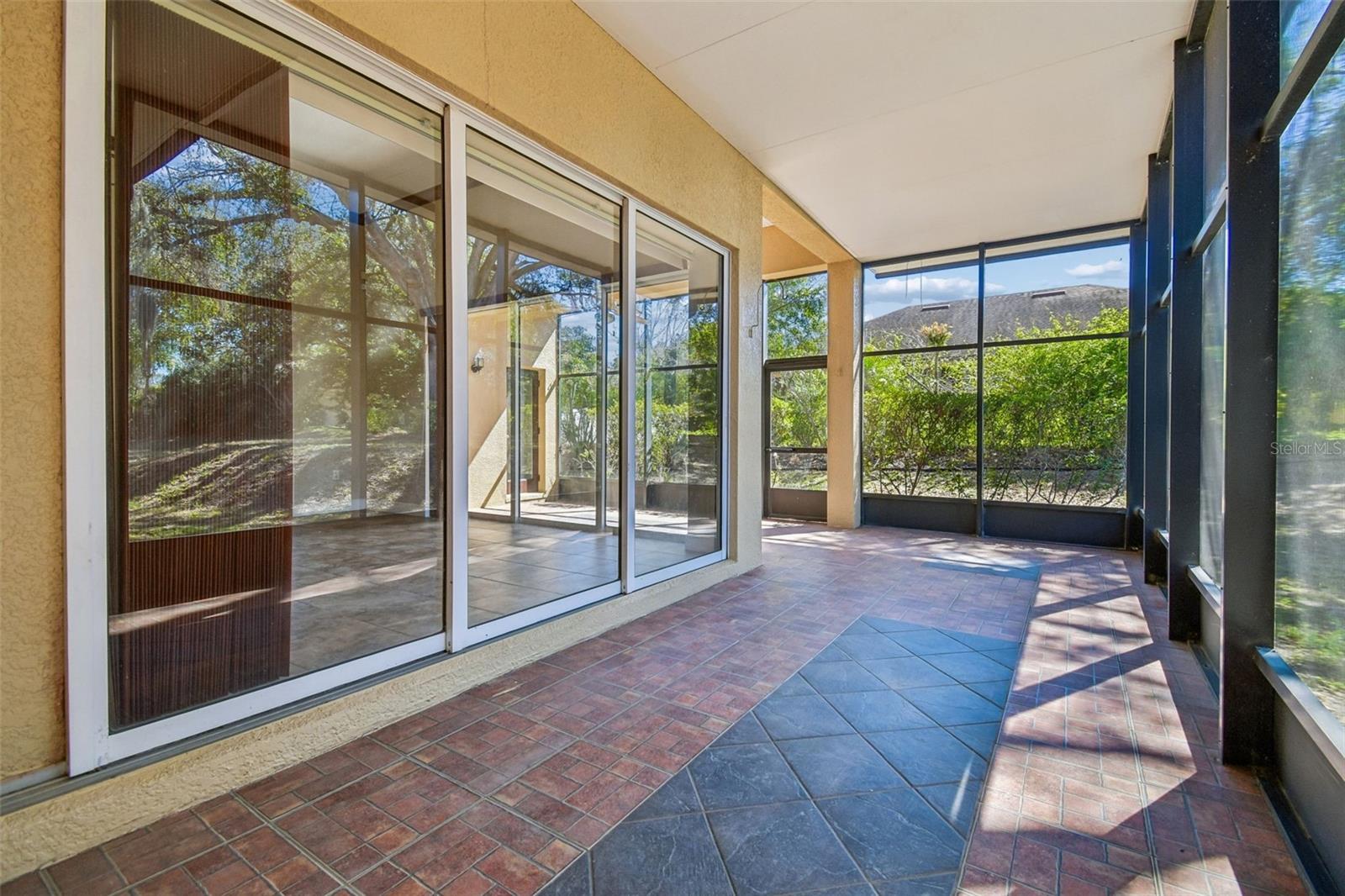 VINEYARDS - Residential