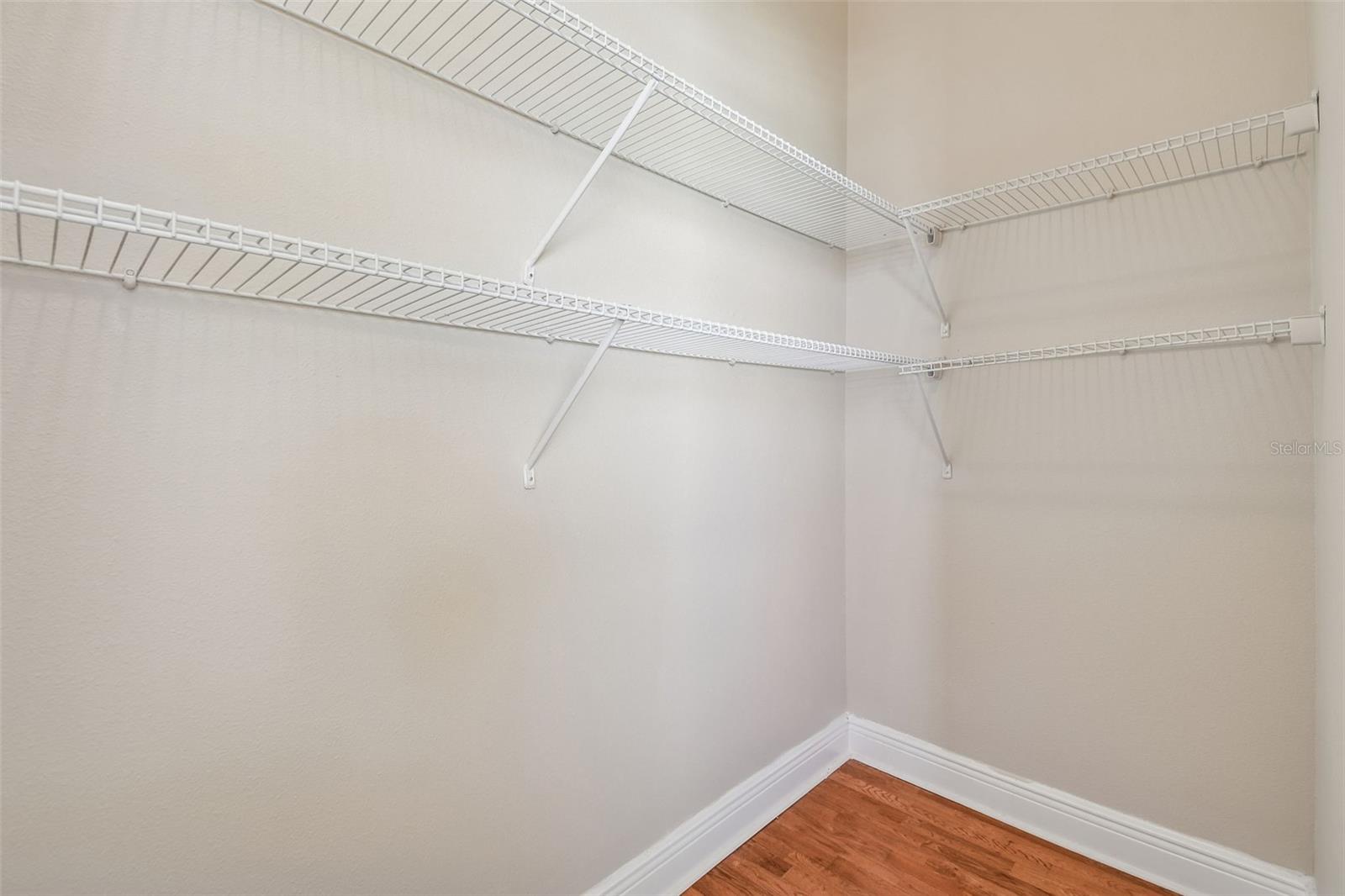 VINEYARDS - Residential