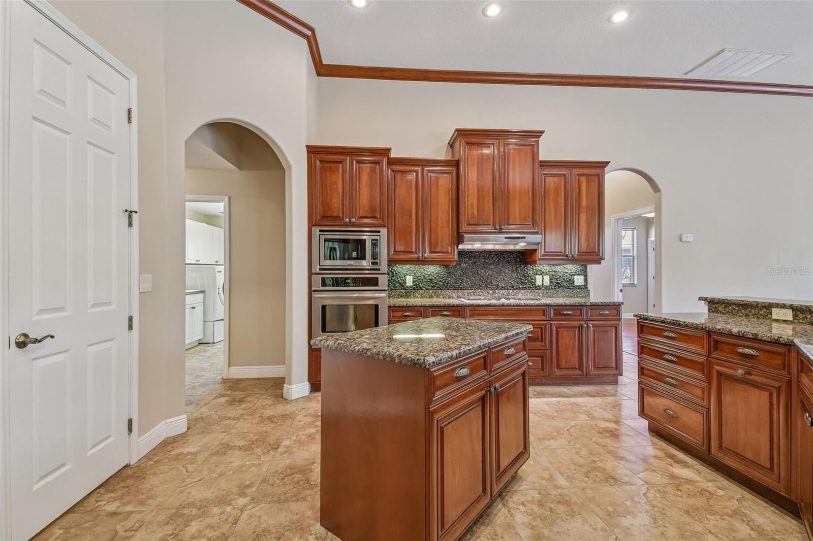 VINEYARDS - Residential