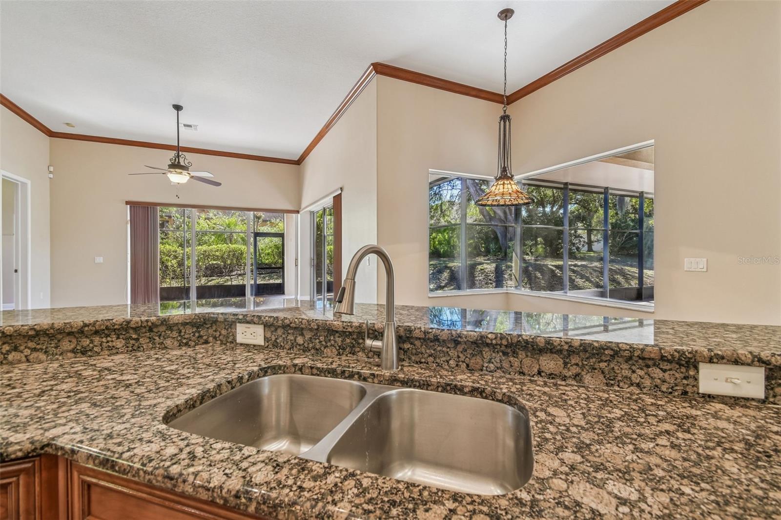 VINEYARDS - Residential