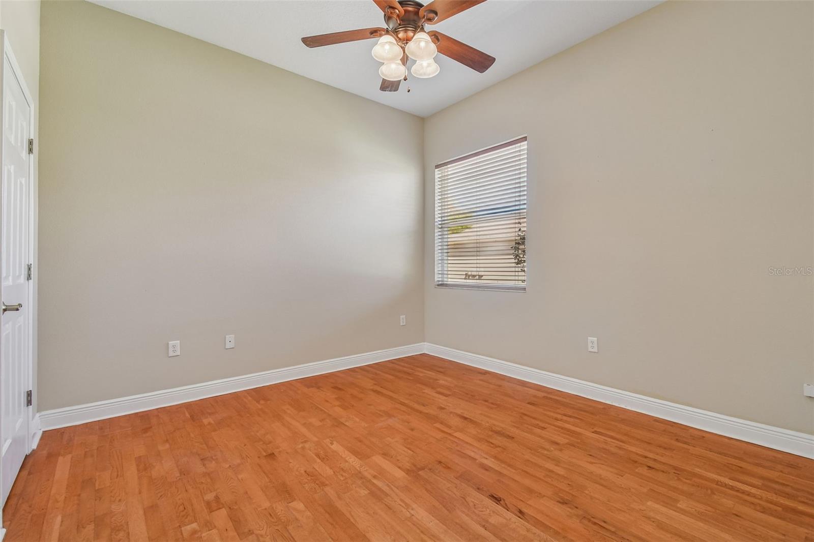 VINEYARDS - Residential