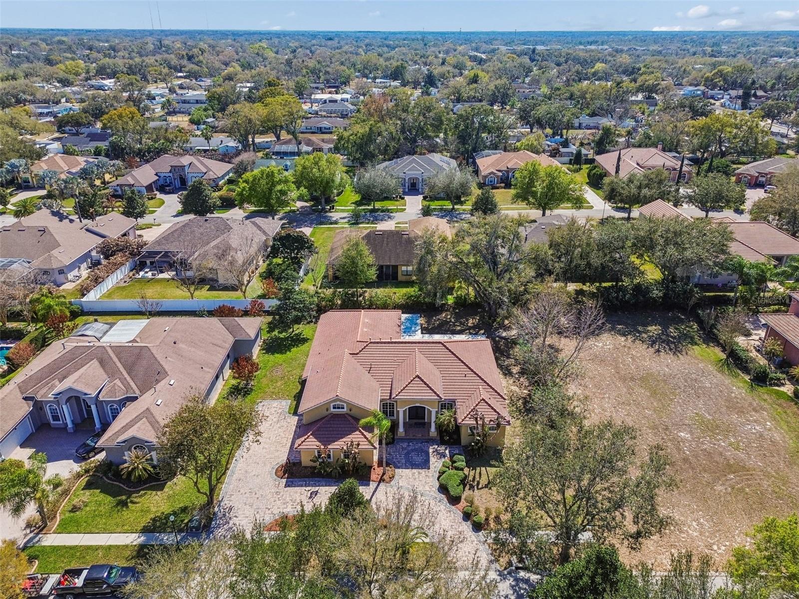 VINEYARDS - Residential