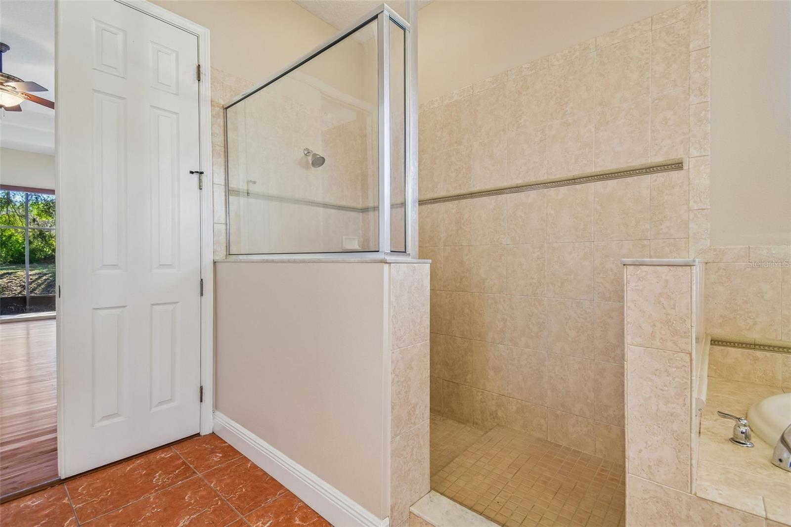 VINEYARDS - Residential