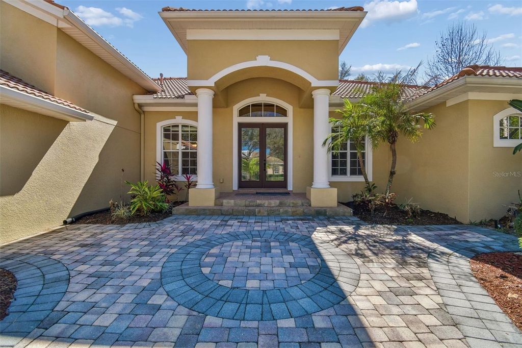 Photo of 614 Vintage Way, Brandon, FL 33511 (MLS # TB8480986)