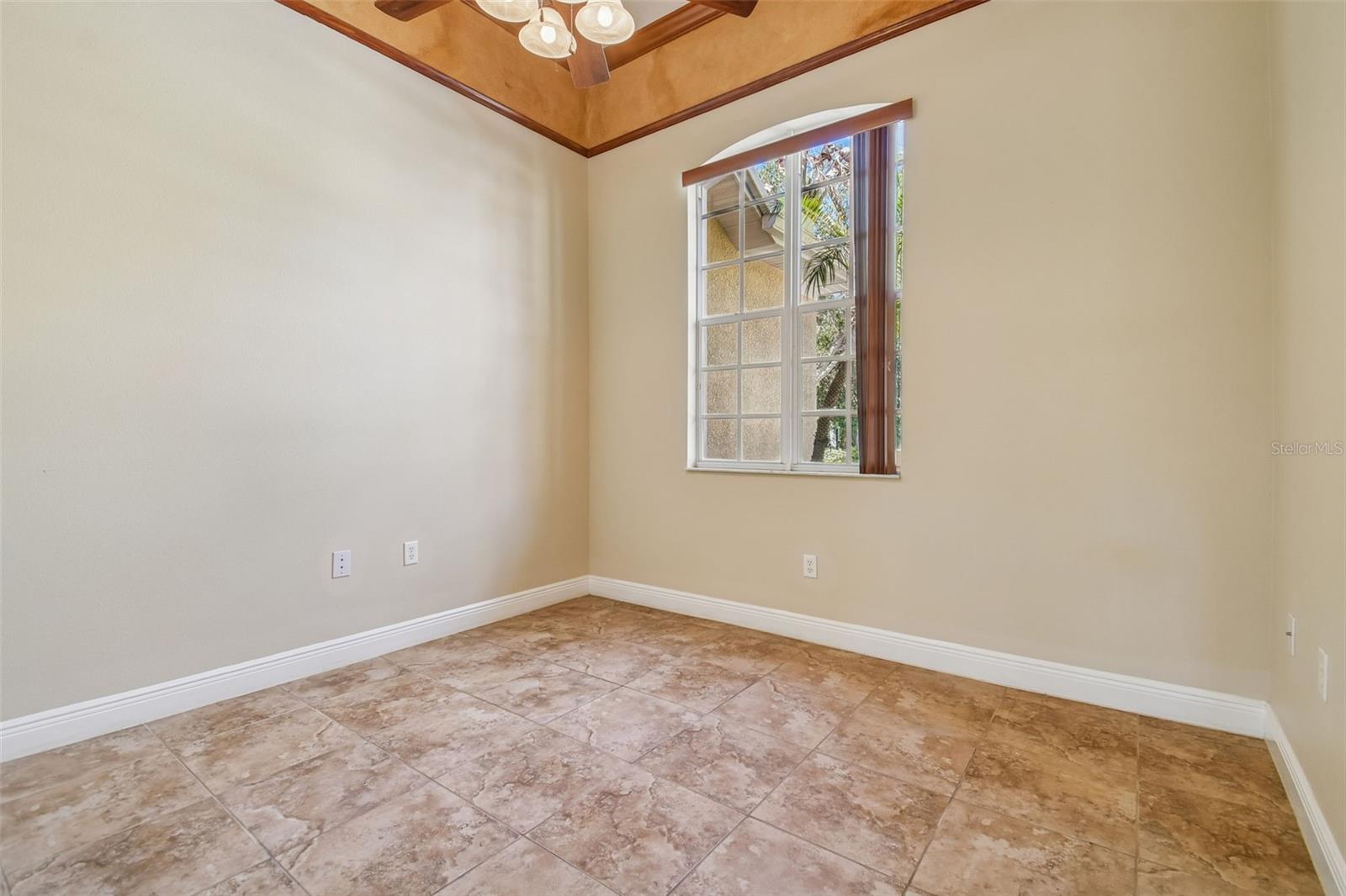 VINEYARDS - Residential