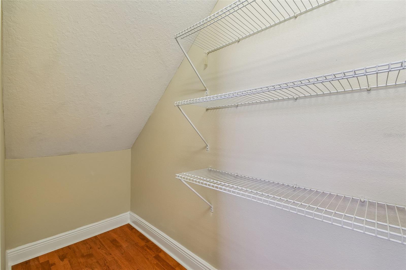 VINEYARDS - Residential