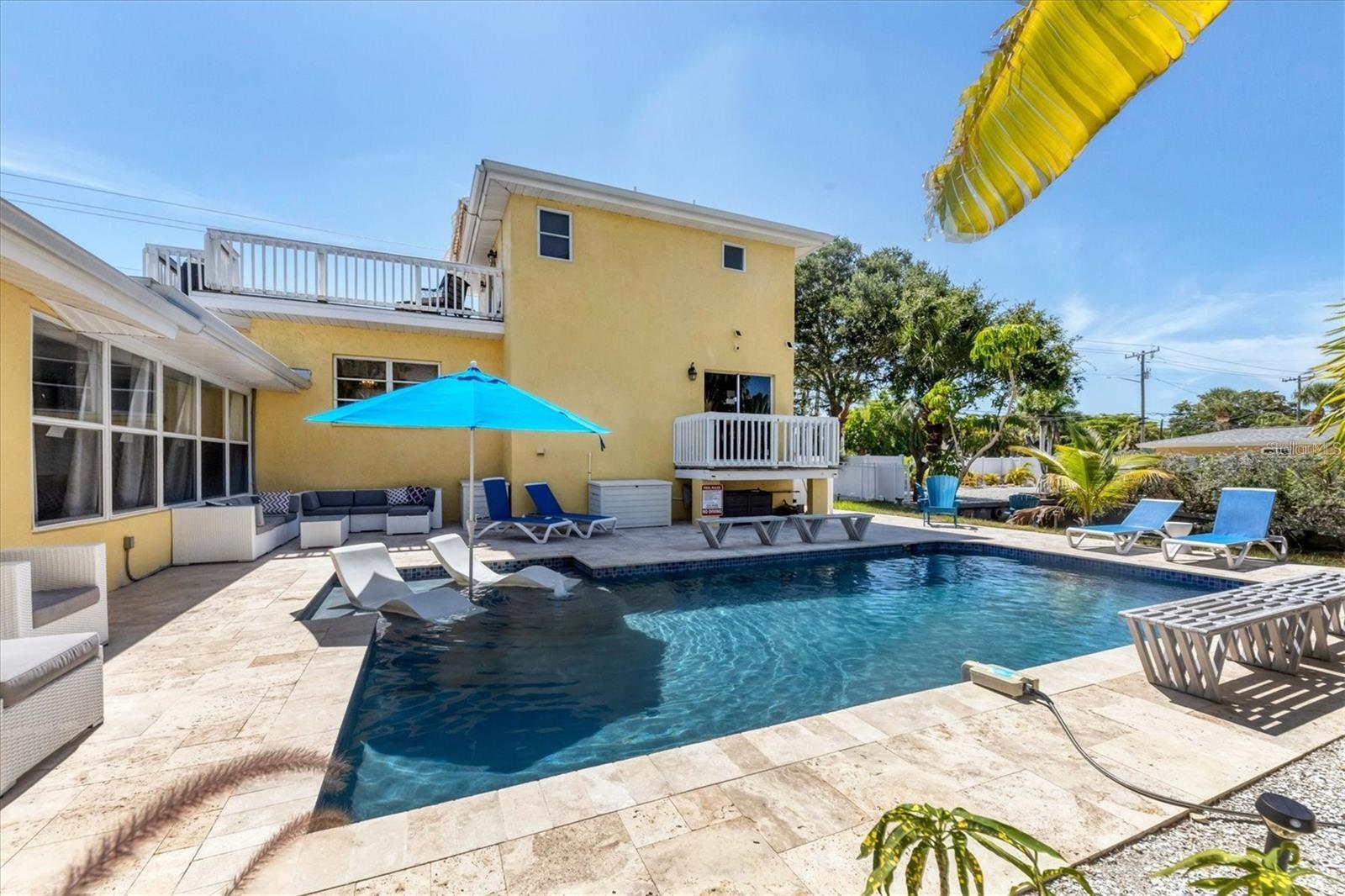 SIESTA MANOR SEC 1 - Residential Lease