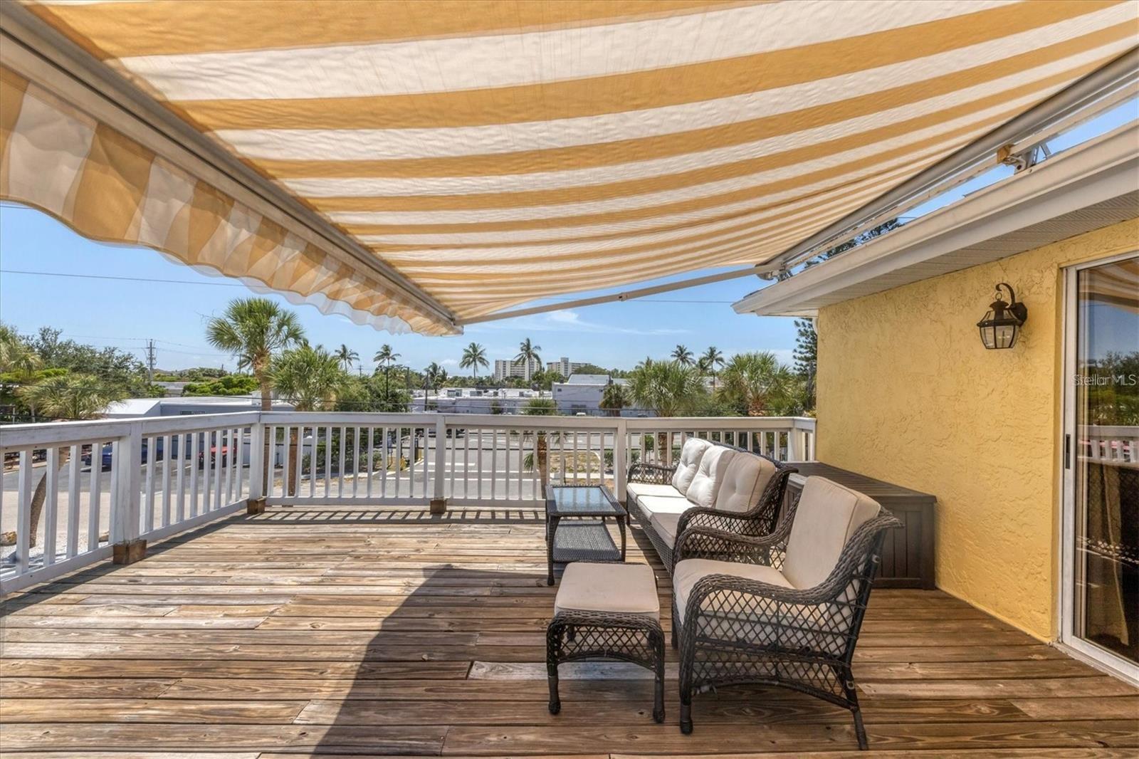 SIESTA MANOR SEC 1 - Residential Lease