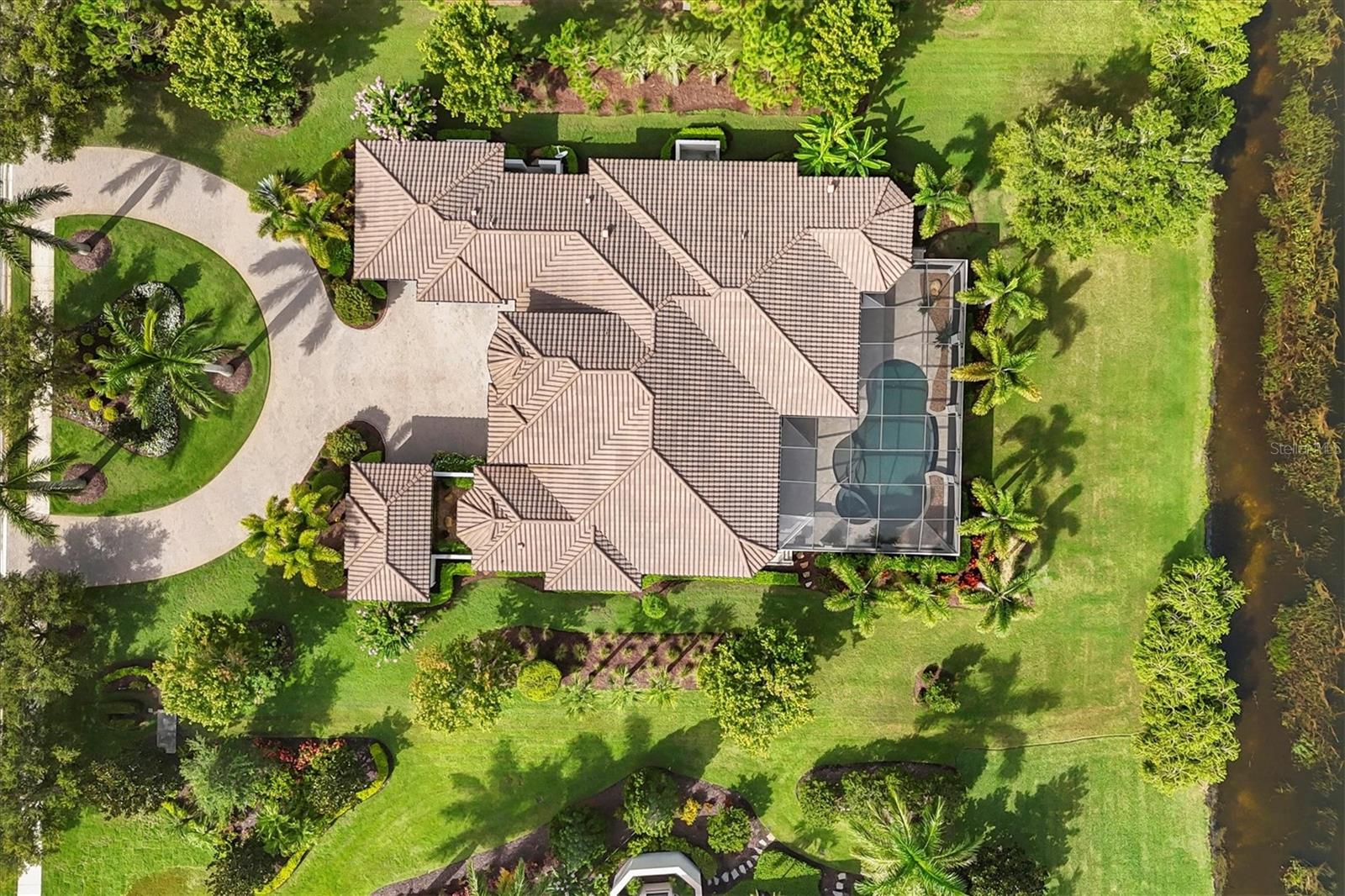 LAKE CLUB PH II - Residential