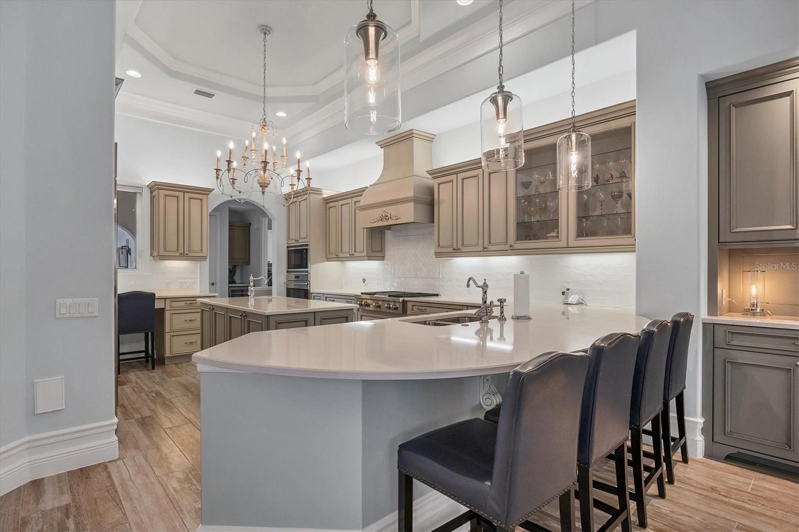 LAKE CLUB PH II - Residential