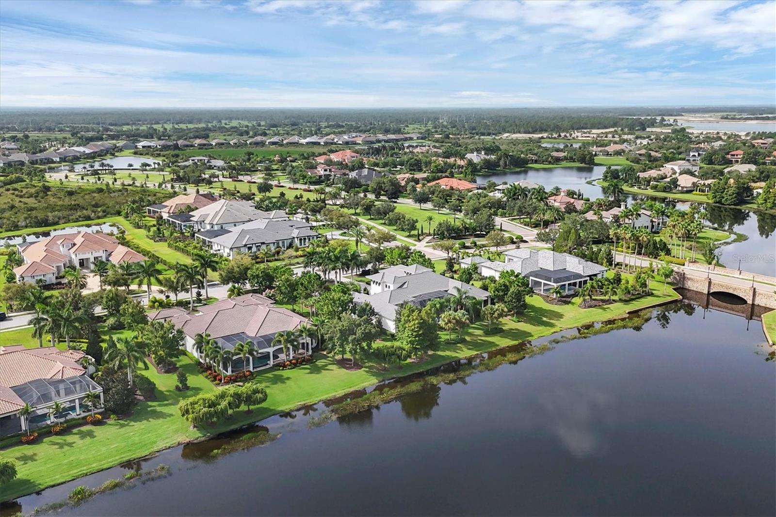 LAKE CLUB PH II - Residential