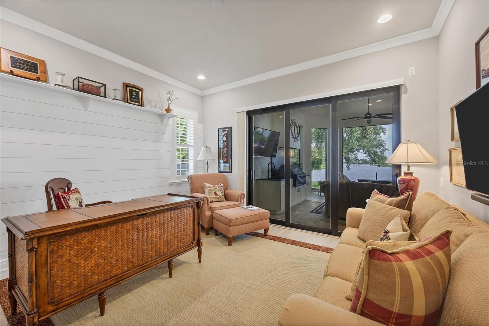 LAKE CLUB PH II - Residential