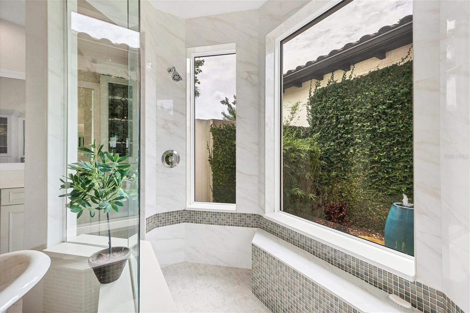 LAKE CLUB PH II - Residential