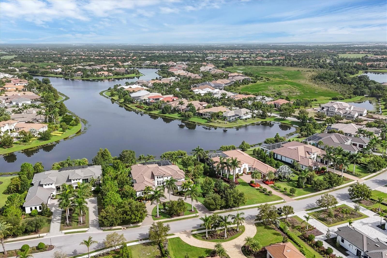 LAKE CLUB PH II - Residential