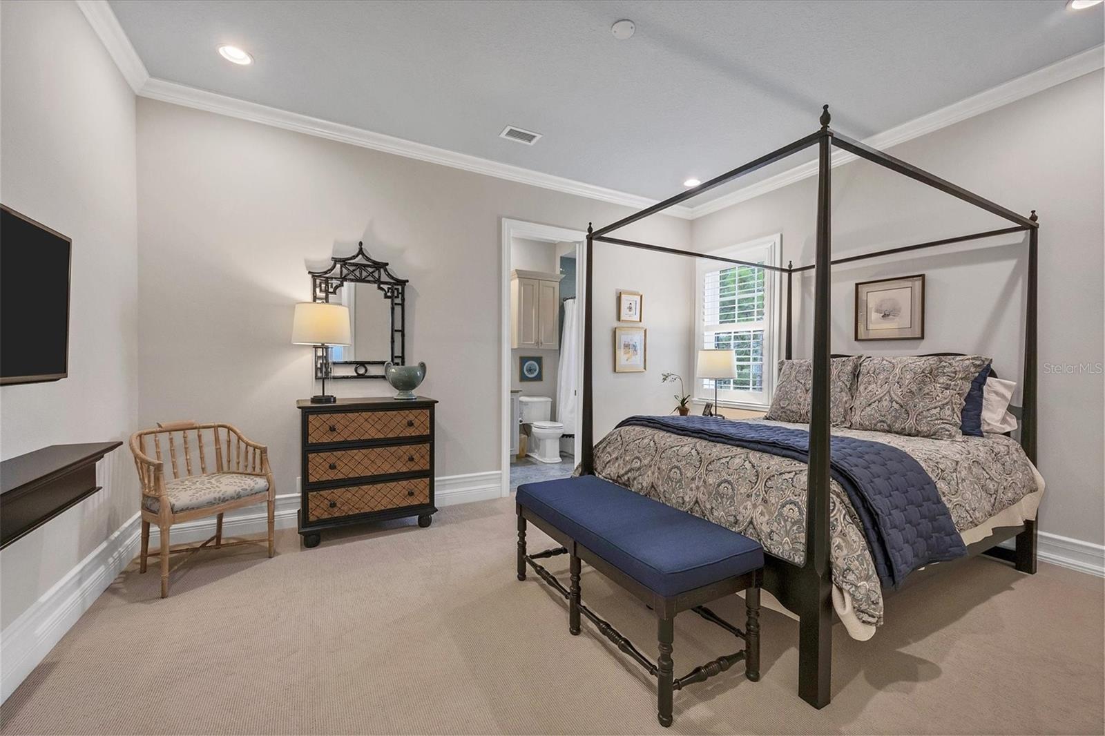 LAKE CLUB PH II - Residential