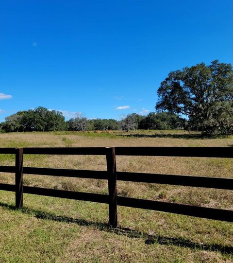 Tiny photo for 1077 SW 144th Court Road, Ocala, FL 34481 (MLS # OM641353)