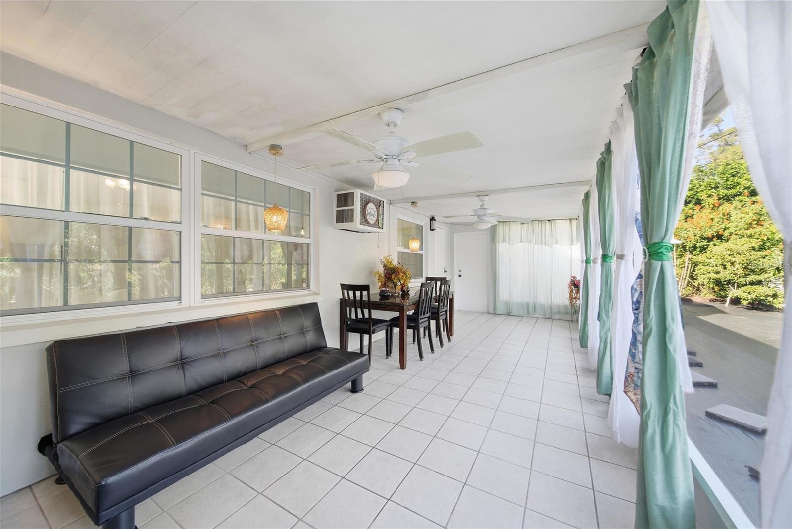 CURLEW CITY - Residential