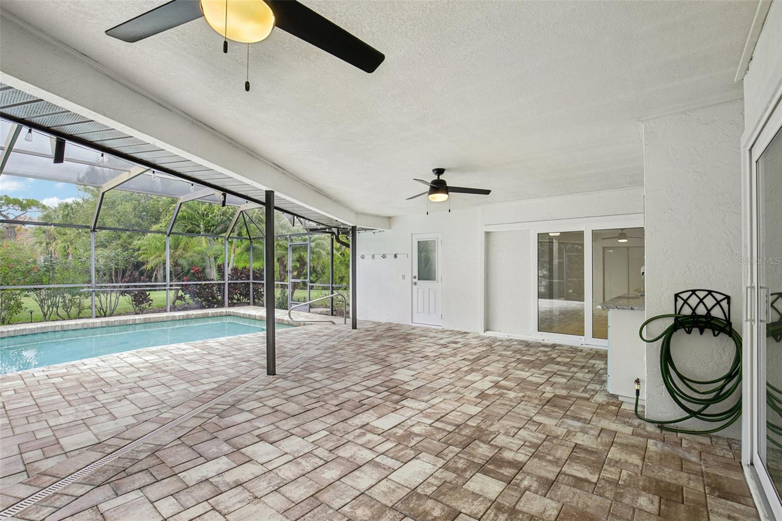 THE MEADOWS - Residential