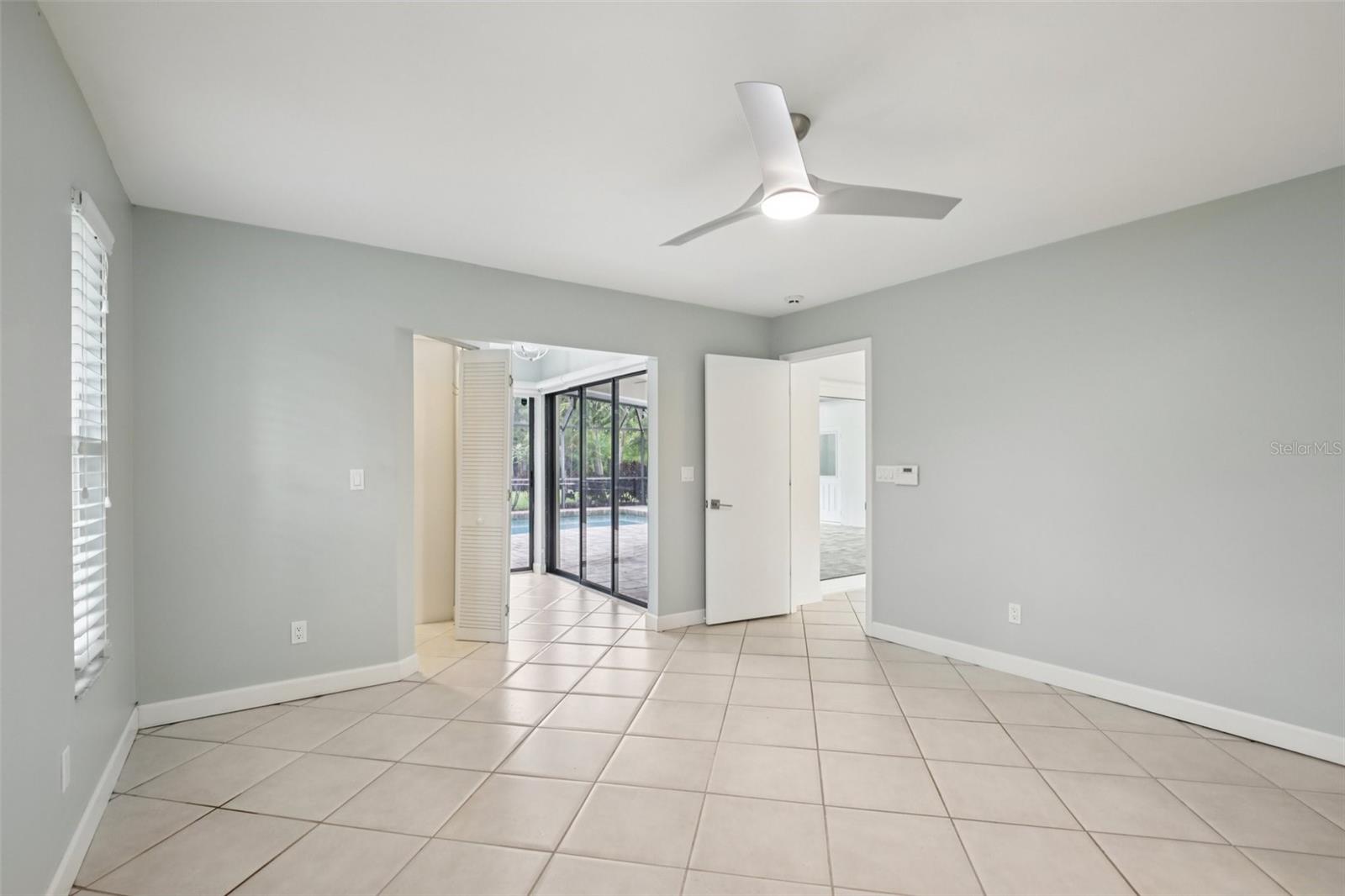 THE MEADOWS - Residential