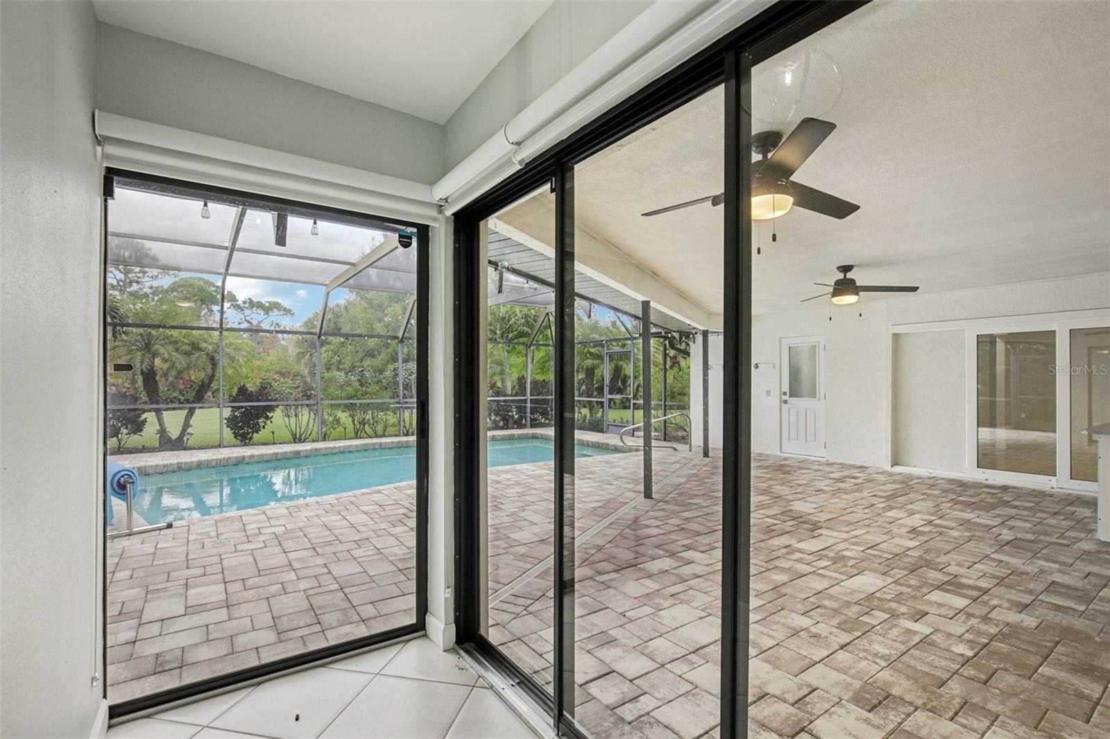 THE MEADOWS - Residential