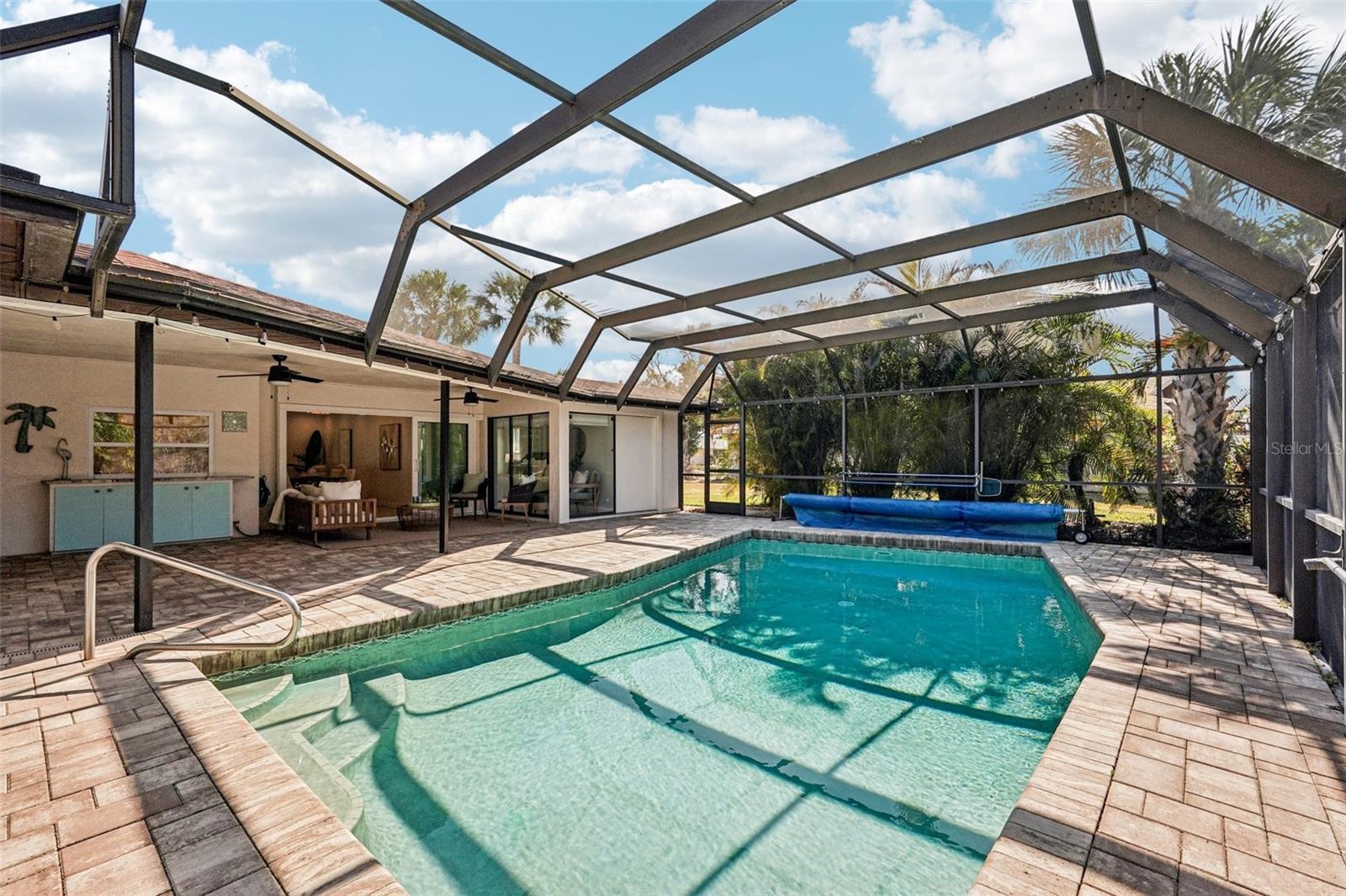 THE MEADOWS - Residential