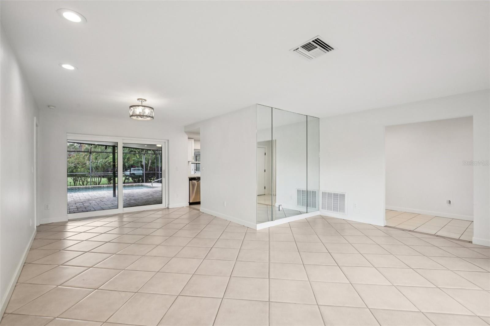 THE MEADOWS - Residential