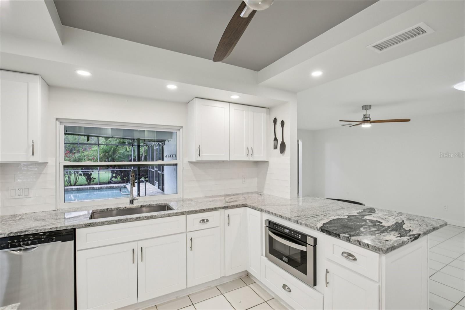 THE MEADOWS - Residential