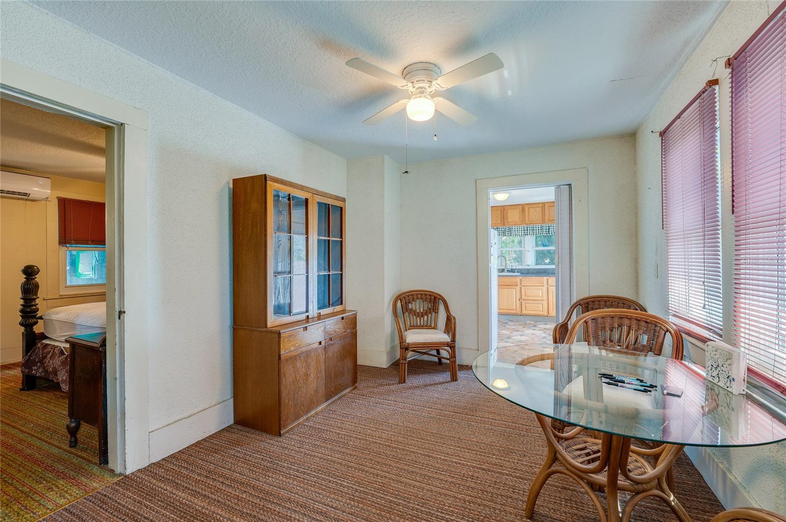 RIVERSIDE PARK - Residential