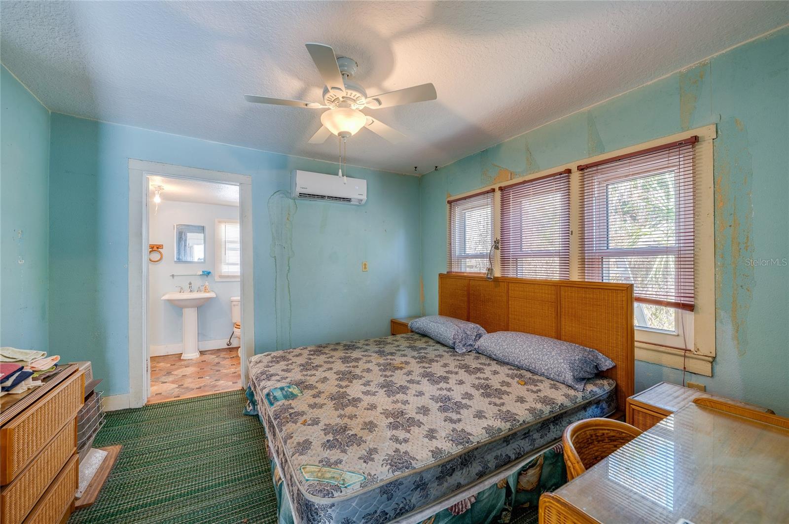 RIVERSIDE PARK - Residential