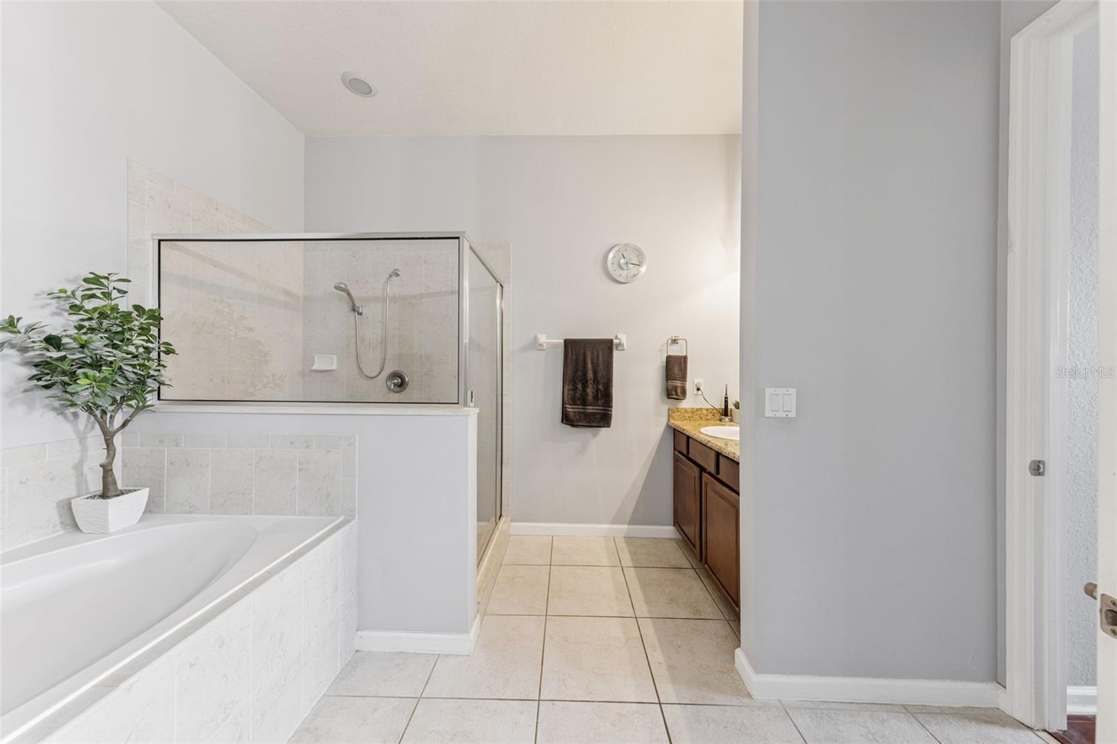 BALDWIN PARK 07 - Residential