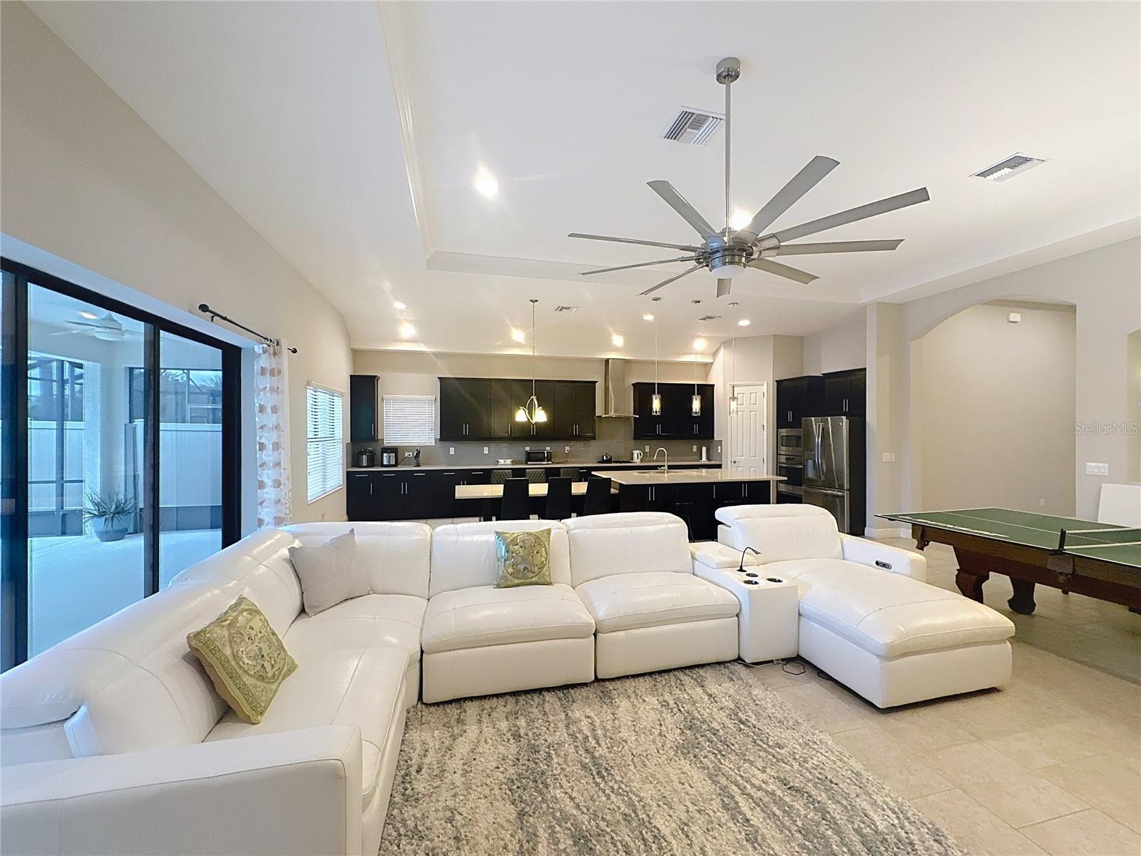 LA COLLINA PH 2A & 2B - Residential