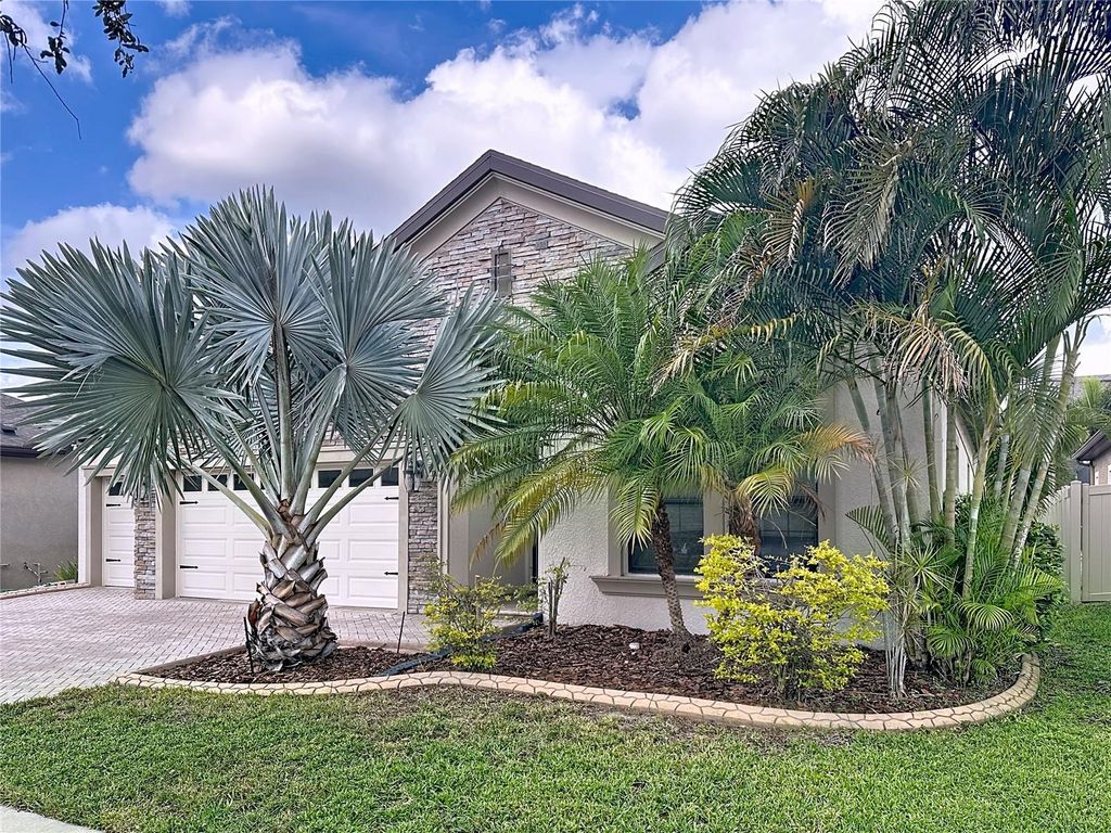 Photo of 1028 Coretto Avenue, Brandon, FL 33511 (MLS # TB8442005)