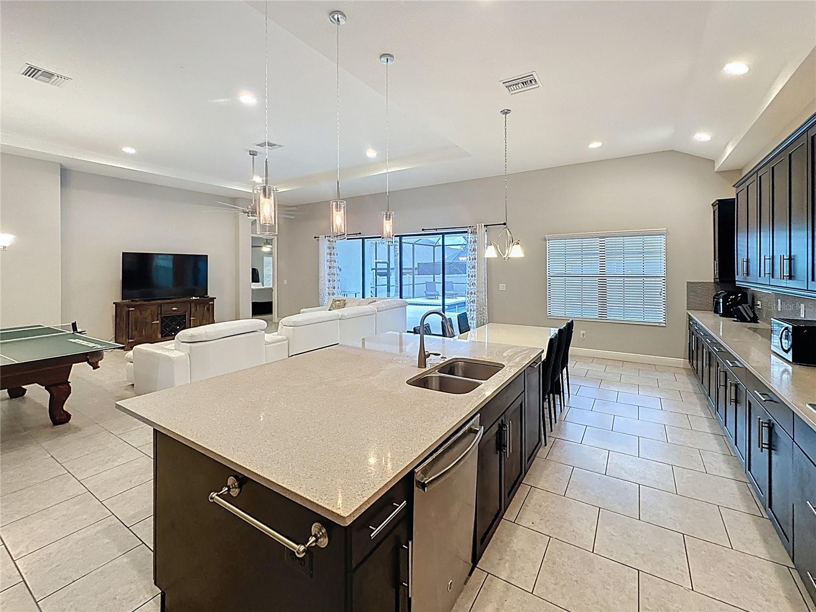 LA COLLINA PH 2A & 2B - Residential