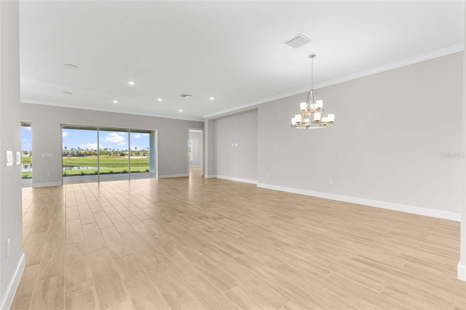 ESPLANADE AT CENTER LAKE RANCH PH 1 - Residential