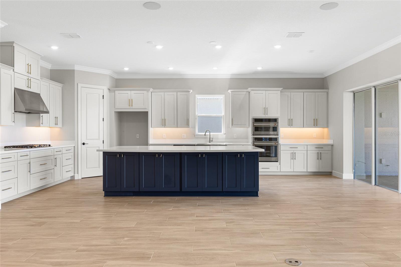 ESPLANADE AT CENTER LAKE RANCH PH 1 - Residential