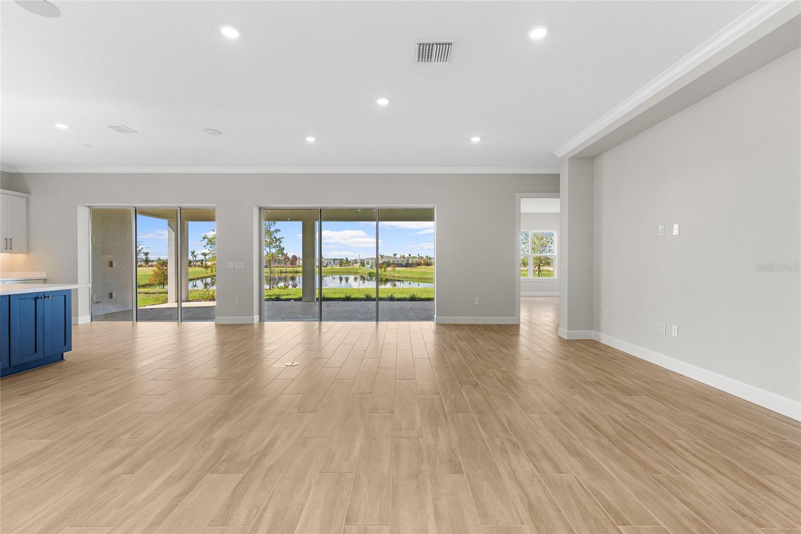 ESPLANADE AT CENTER LAKE RANCH PH 1 - Residential