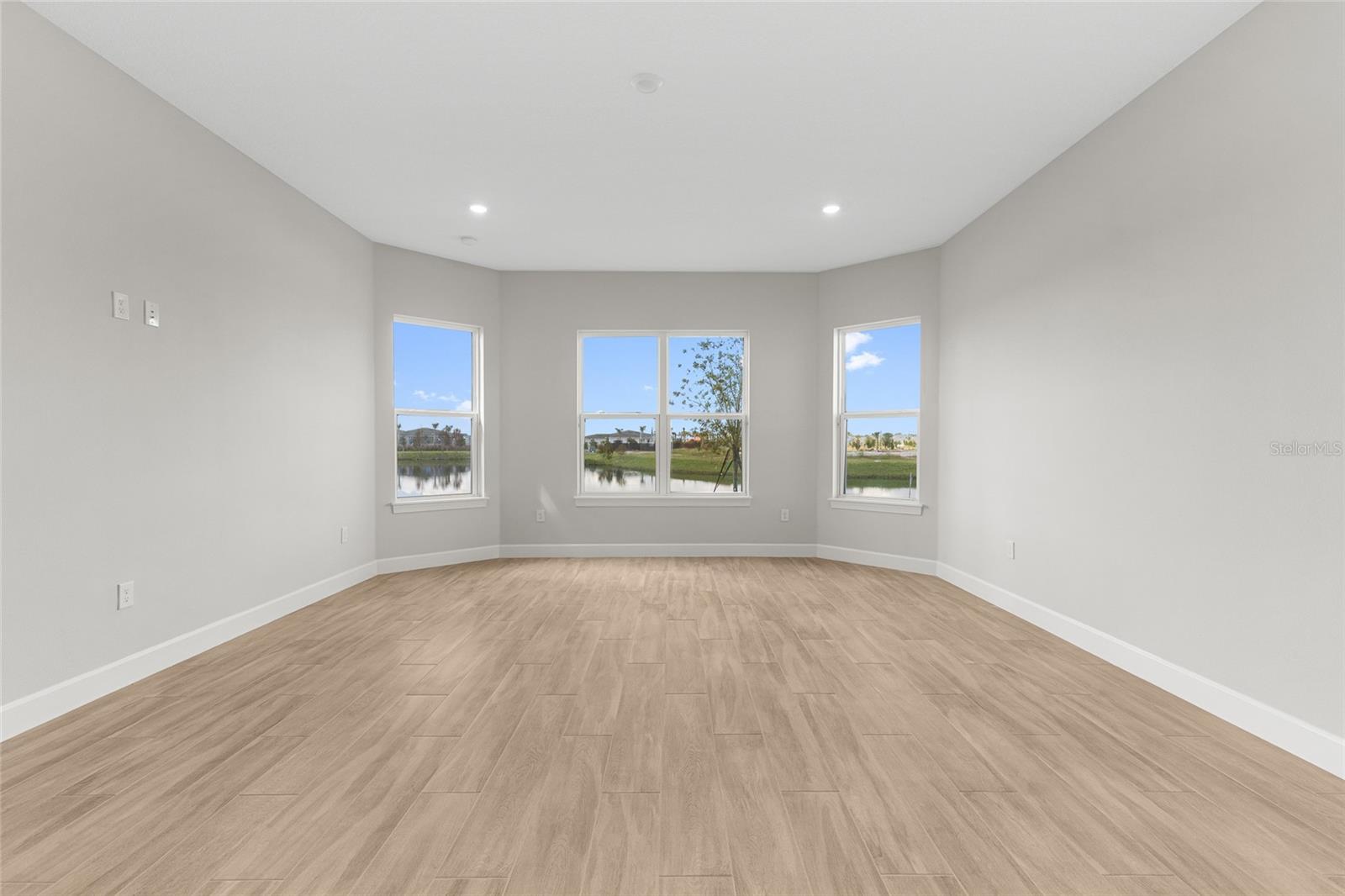 ESPLANADE AT CENTER LAKE RANCH PH 1 - Residential