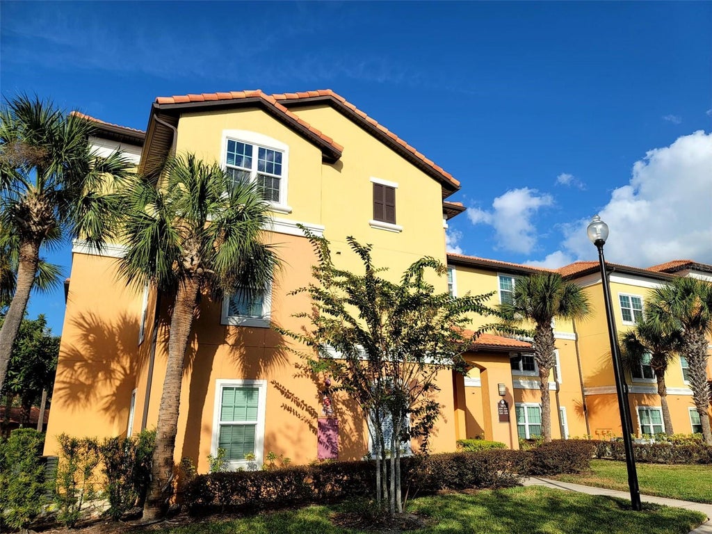 Photo of 5475 Vineland Road #206, Orlando, FL 32811 (MLS # O6438653)