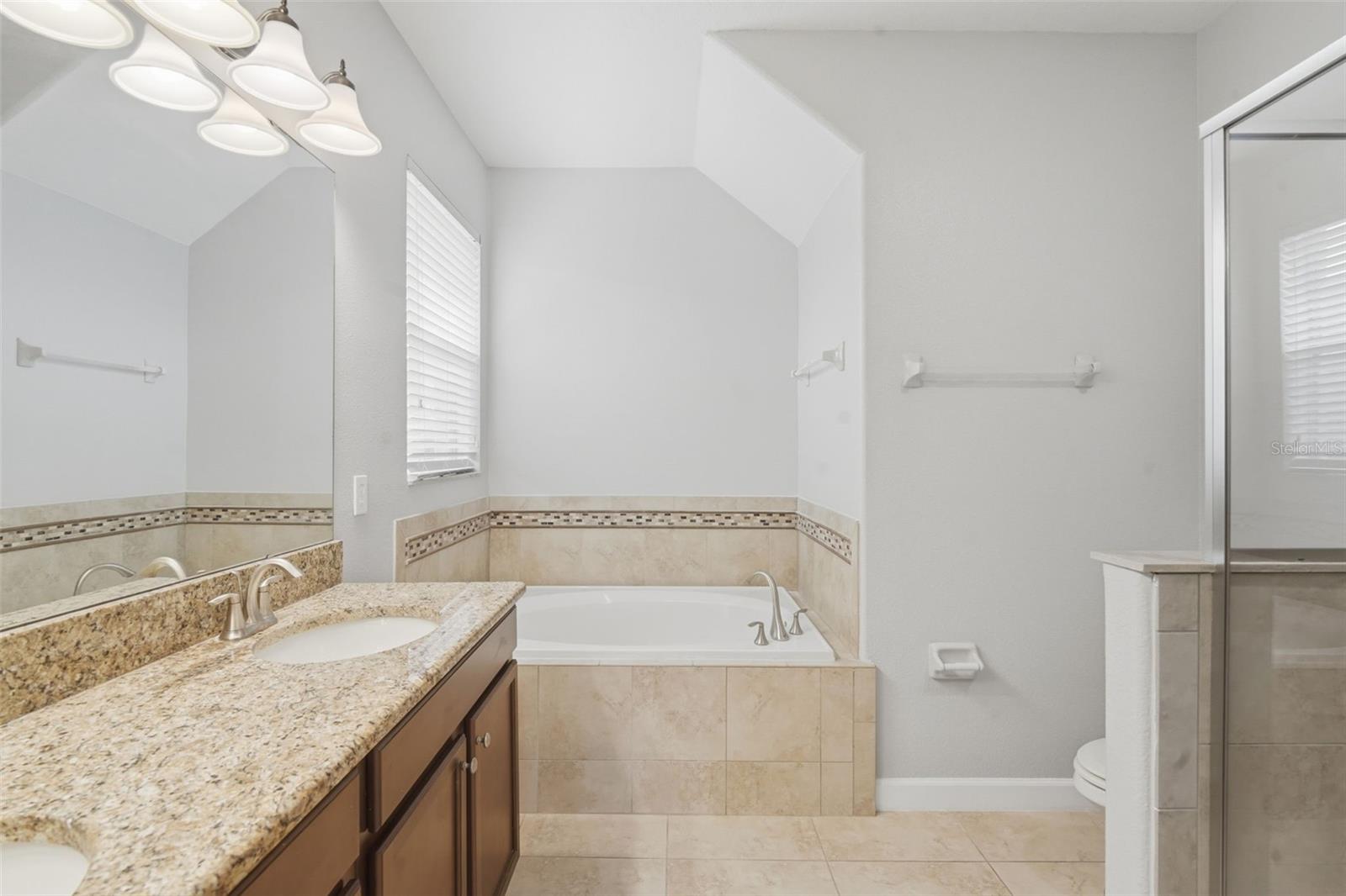 SIGNATURE LAKES PH 3B-4 3B-5 3B- - Residential