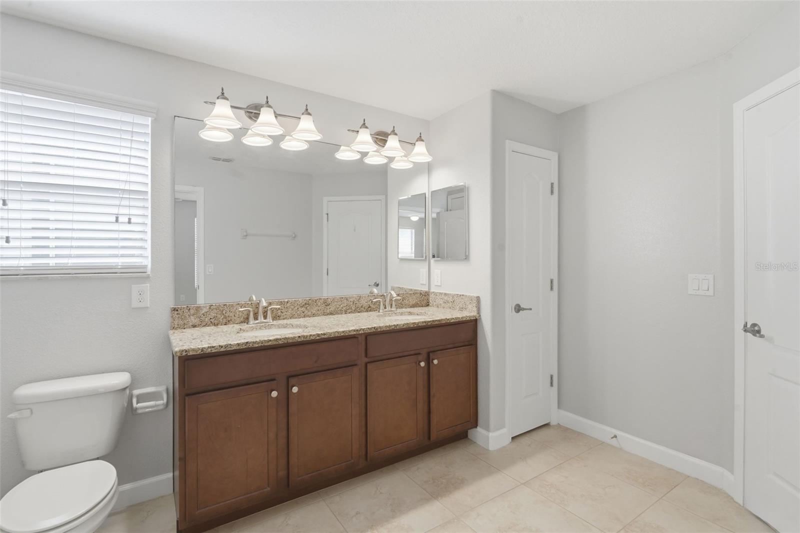 SIGNATURE LAKES PH 3B-4 3B-5 3B- - Residential