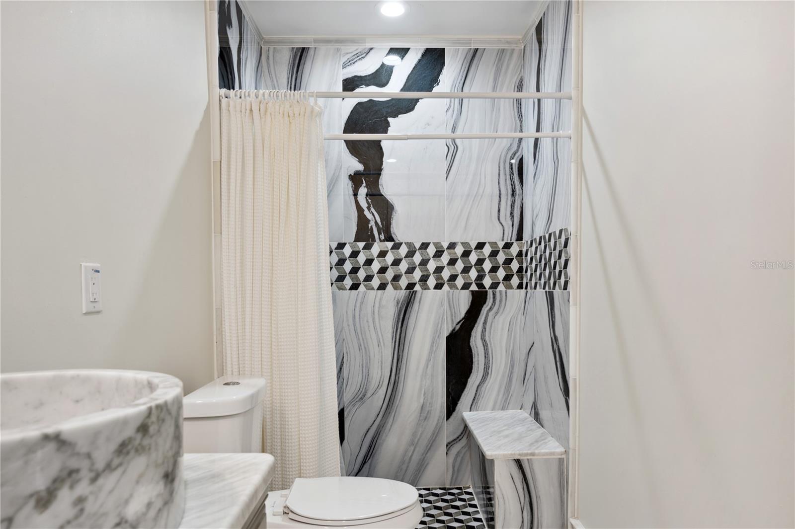 LAKES AT CHRISTINA - Residential