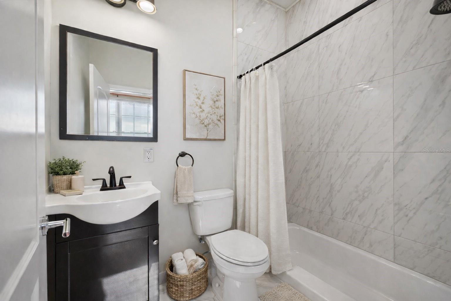 LAKES AT CHRISTINA - Residential