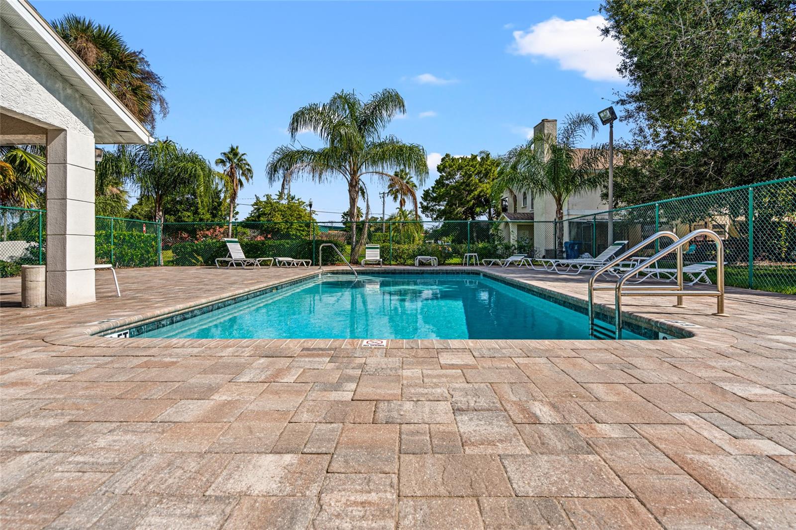 EMERALD BAY - Residential