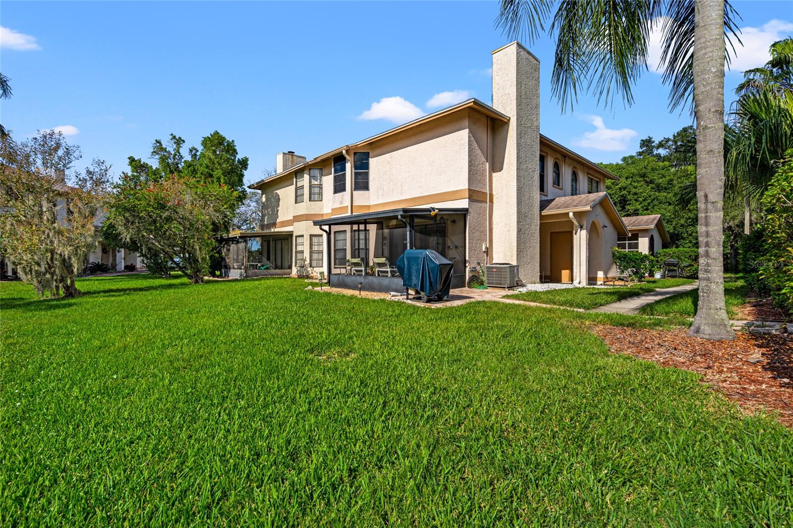 EMERALD BAY - Residential