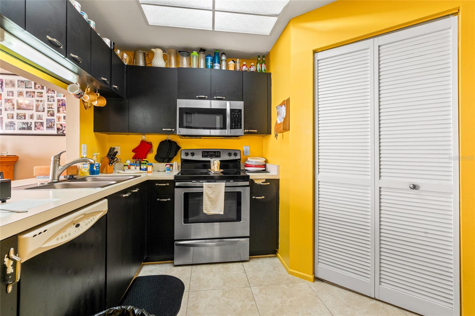 EMERALD BAY - Residential