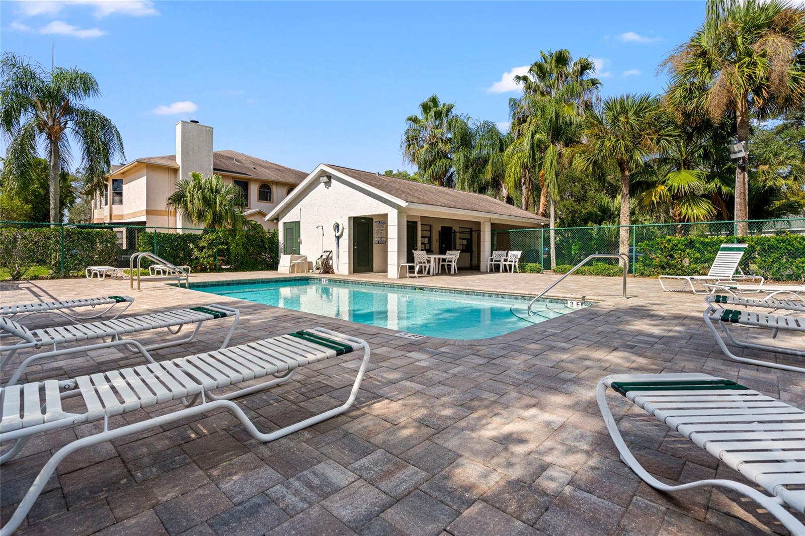 EMERALD BAY - Residential